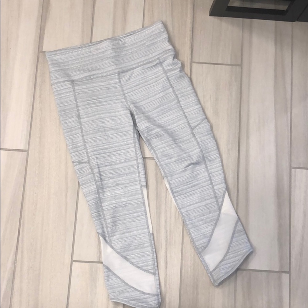 Athleta Crop Leggings